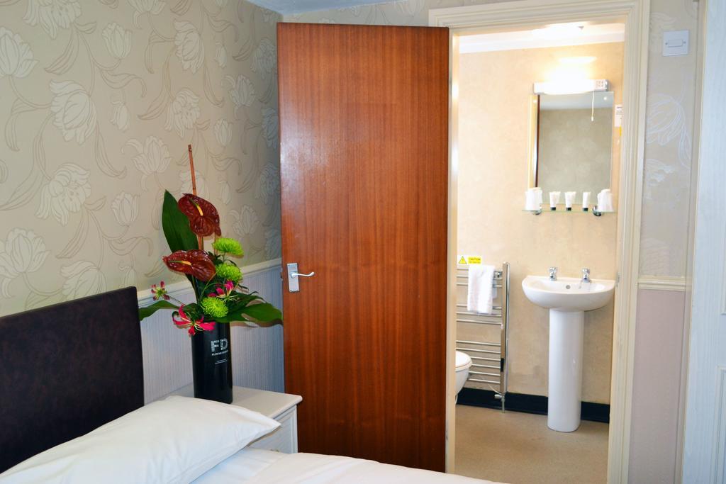 Lyndene Hotel Blackpool Szoba fotó